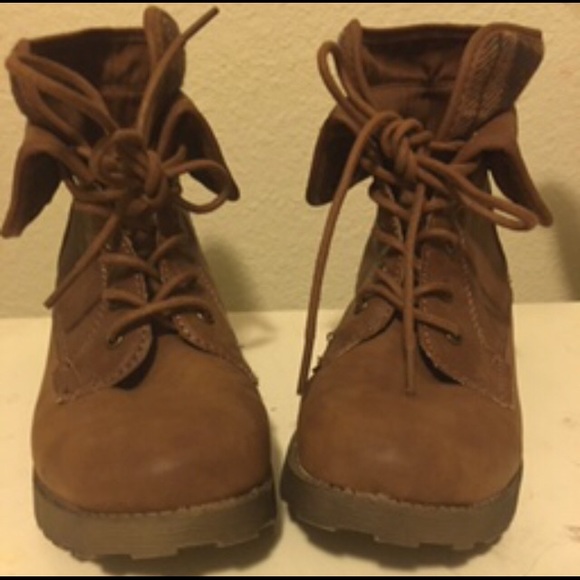 Brown Ankle Boots - Picture 3 of 4